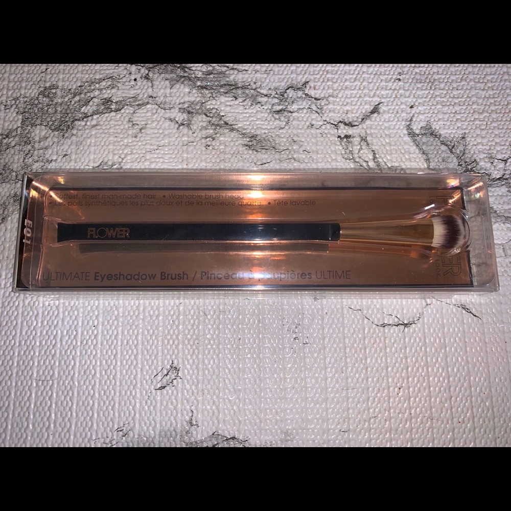 Flower Eyeshadow Brush